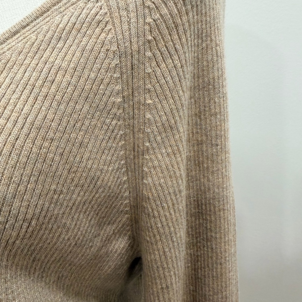 GAP Ribbed Knit Sweater – XL - Picture 3 of 8